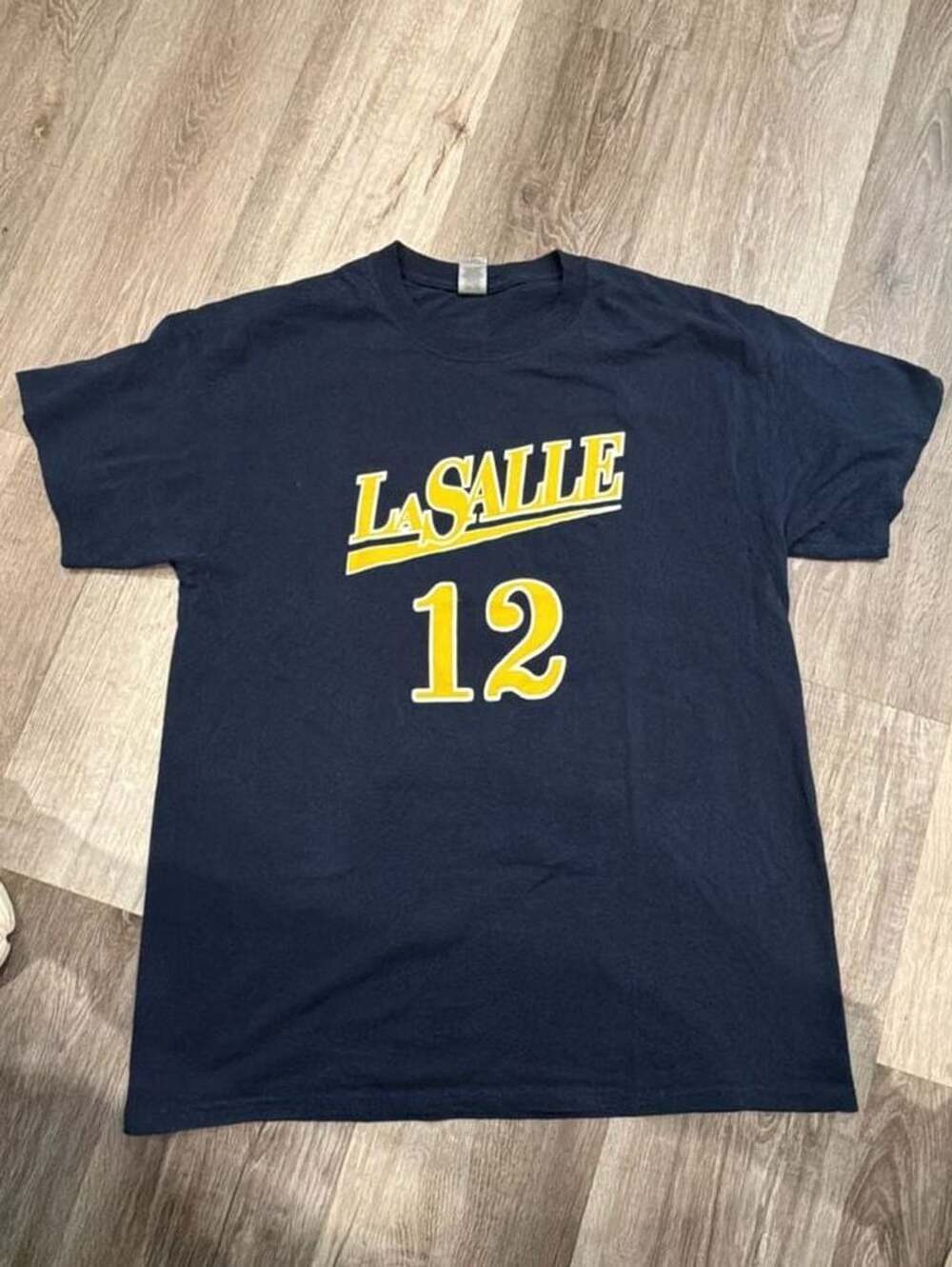 Gildan La Salle 12 Carr T-Shirt Size L Navy Blue